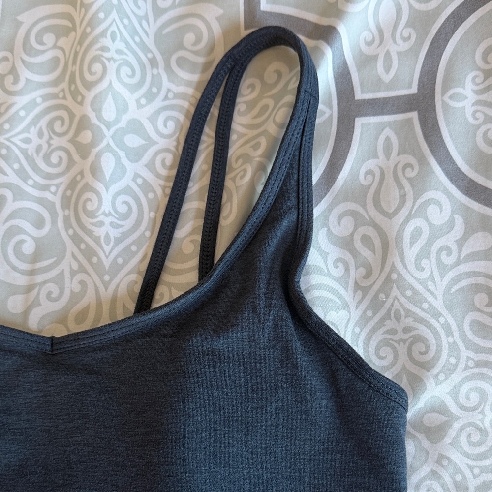 🖲️ Vuori Halo Crop Tank 🖲️ - Picture 3 of 6